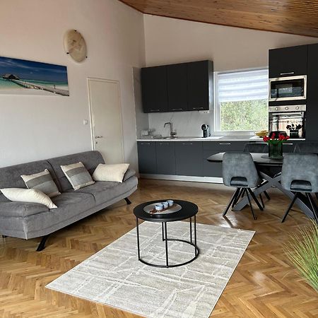 Apartment Golubica 2 Марина Экстерьер фото